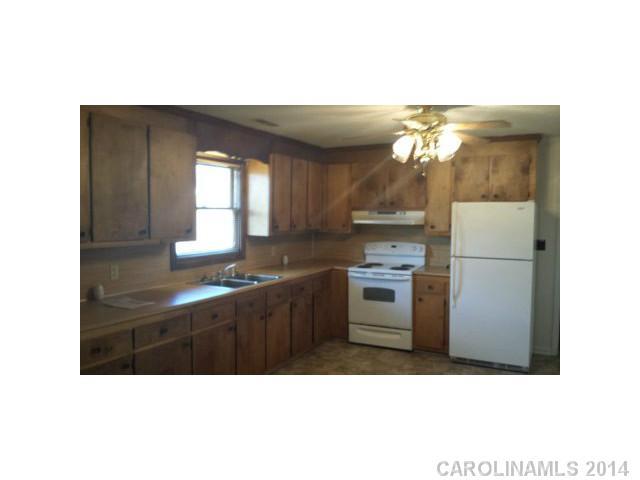 708 Mockingbird Road Albemarle, NC 28001 - Photo 3 of 15 Gallery Image 3
