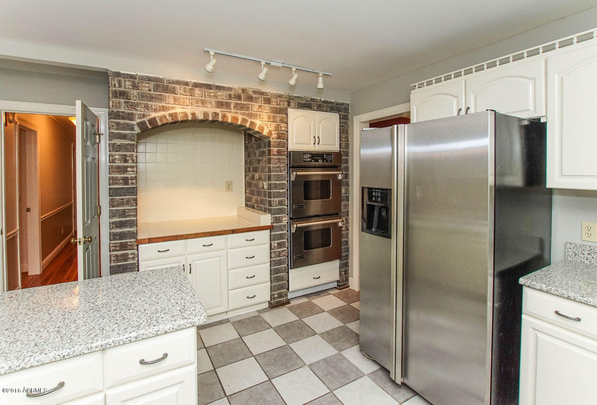 602 State Rd S-7-714 Beaufort, SC 29907 - Photo 17 of 50 DSC08390-1