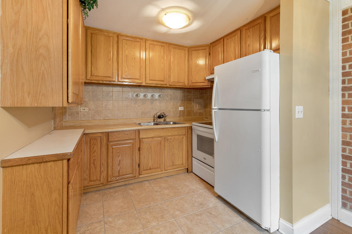 2400 West Algonquin Road, Unit 4 Rolling Meadows, IL 60008 - Photo 6 of 10