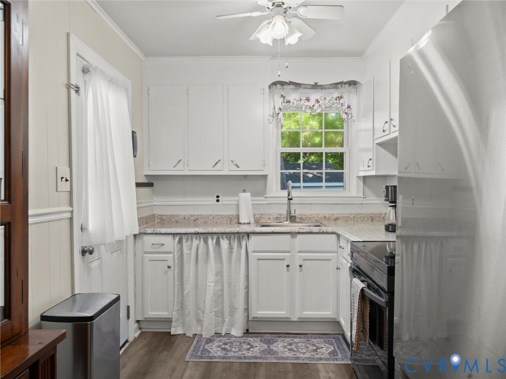 13100 South Chester Road Chester, VA 23831 - Photo 12 of 49