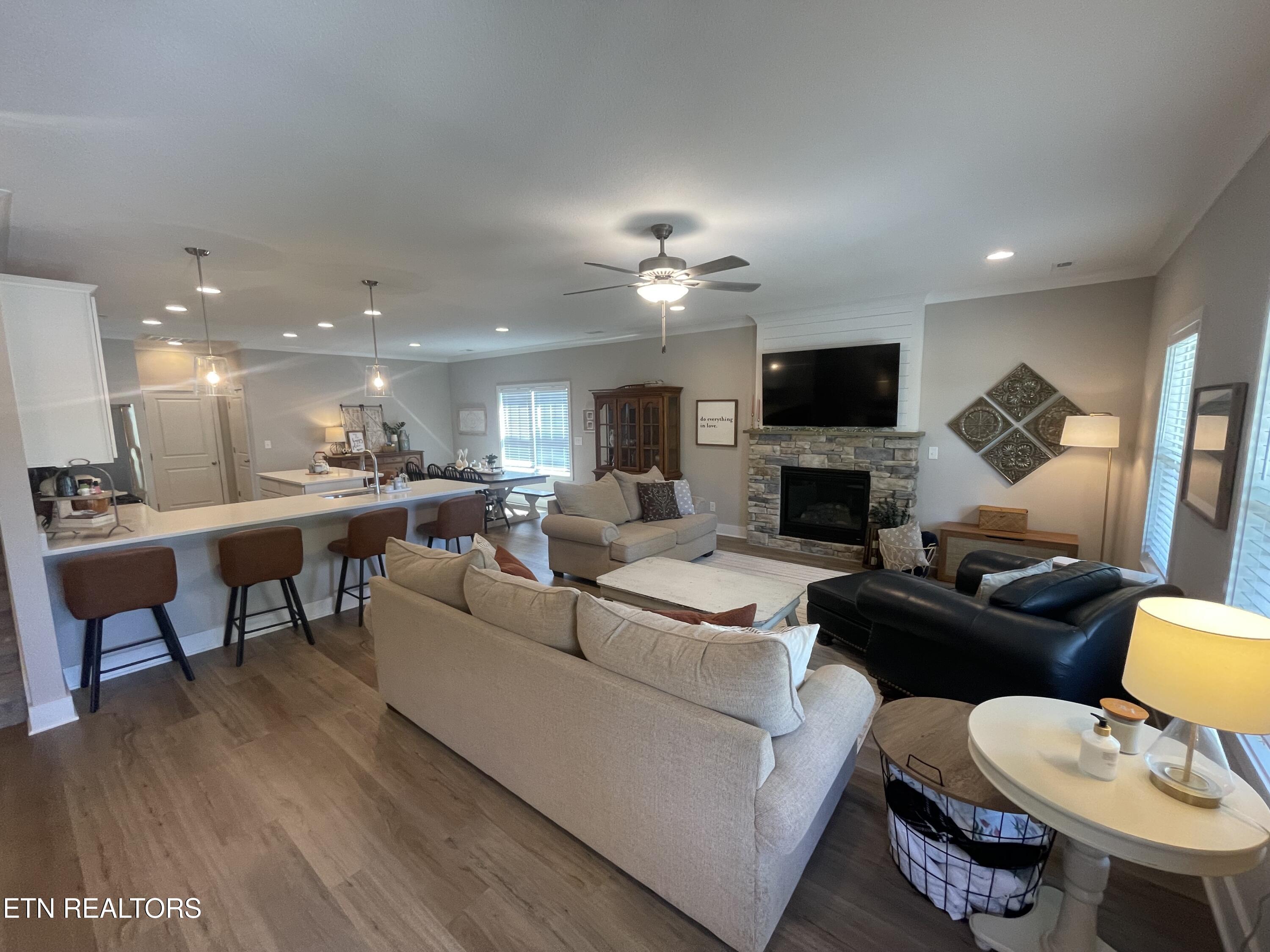 540 Broadberry Avenue Oak Ridge, TN 37830 - Photo 6 of 37 IMG_3402