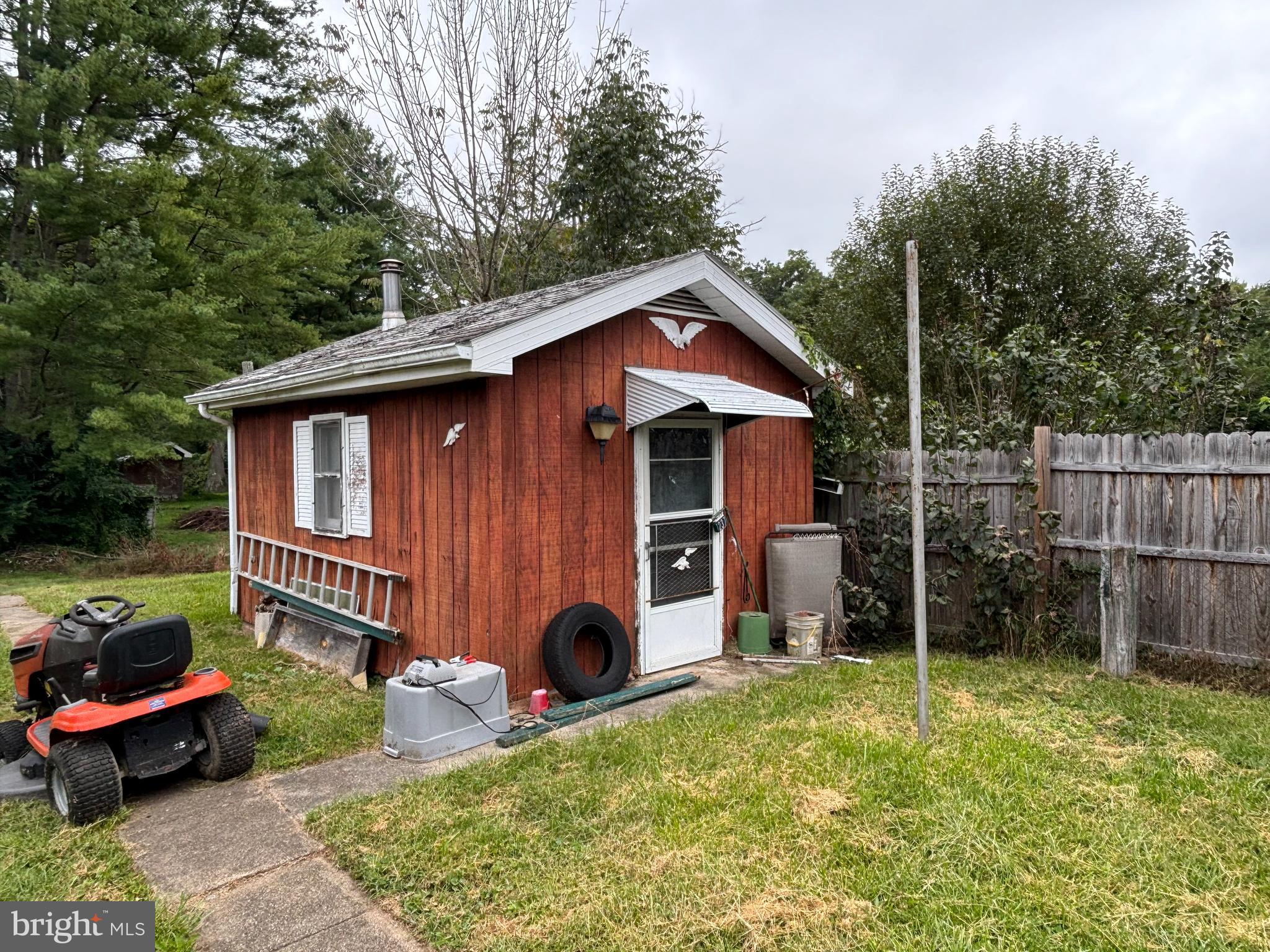 237 Pine Grove Road Gardners, PA 17324 - Photo 4 of 18