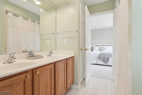 $1,030,000 | 17 Patrick Henry Place, Ringoes, NJ 08551