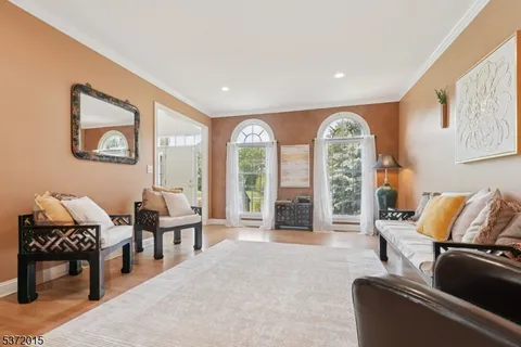 $1,030,000 | 17 Patrick Henry Place, Ringoes, NJ 08551