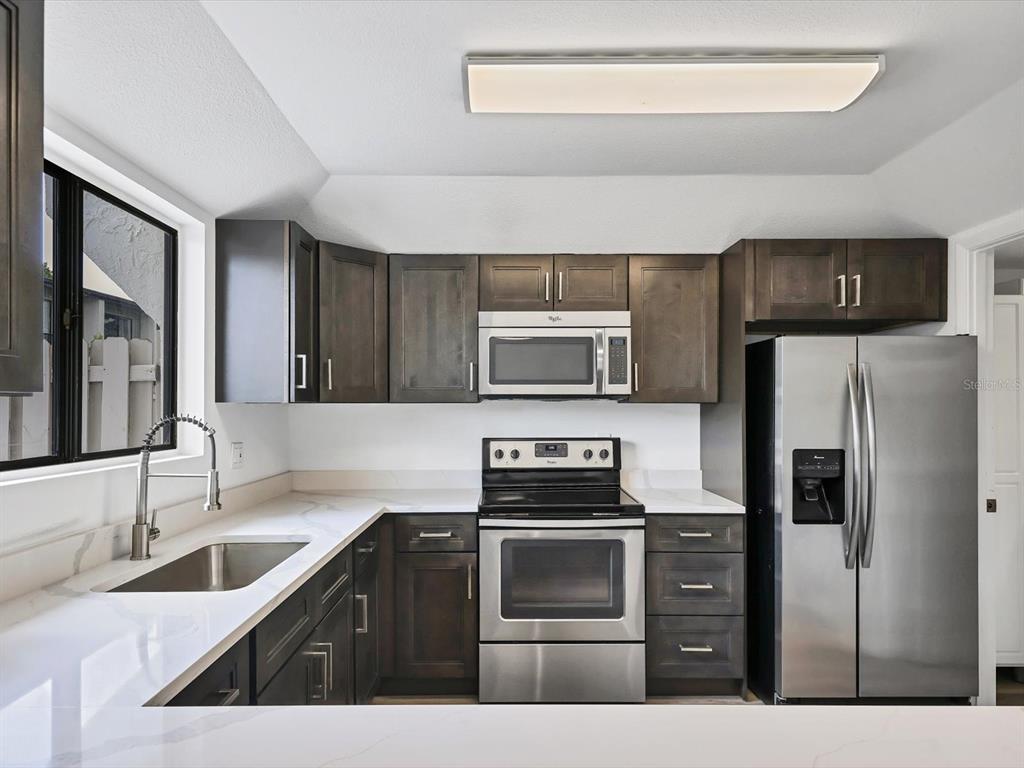 4001 South Beneva Road, Unit 401 Sarasota, FL 34233 - Photo 12 of 33