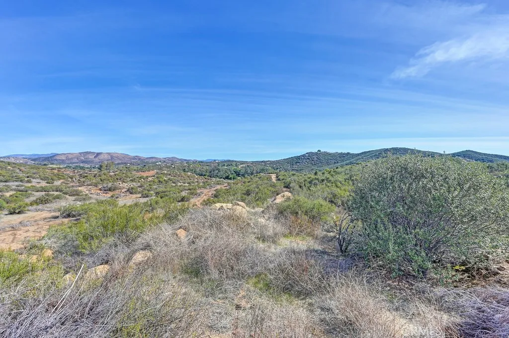 0 Overview Drive Temecula, CA 92592 - Photo 17 of 18 a view of a city with lush green forest