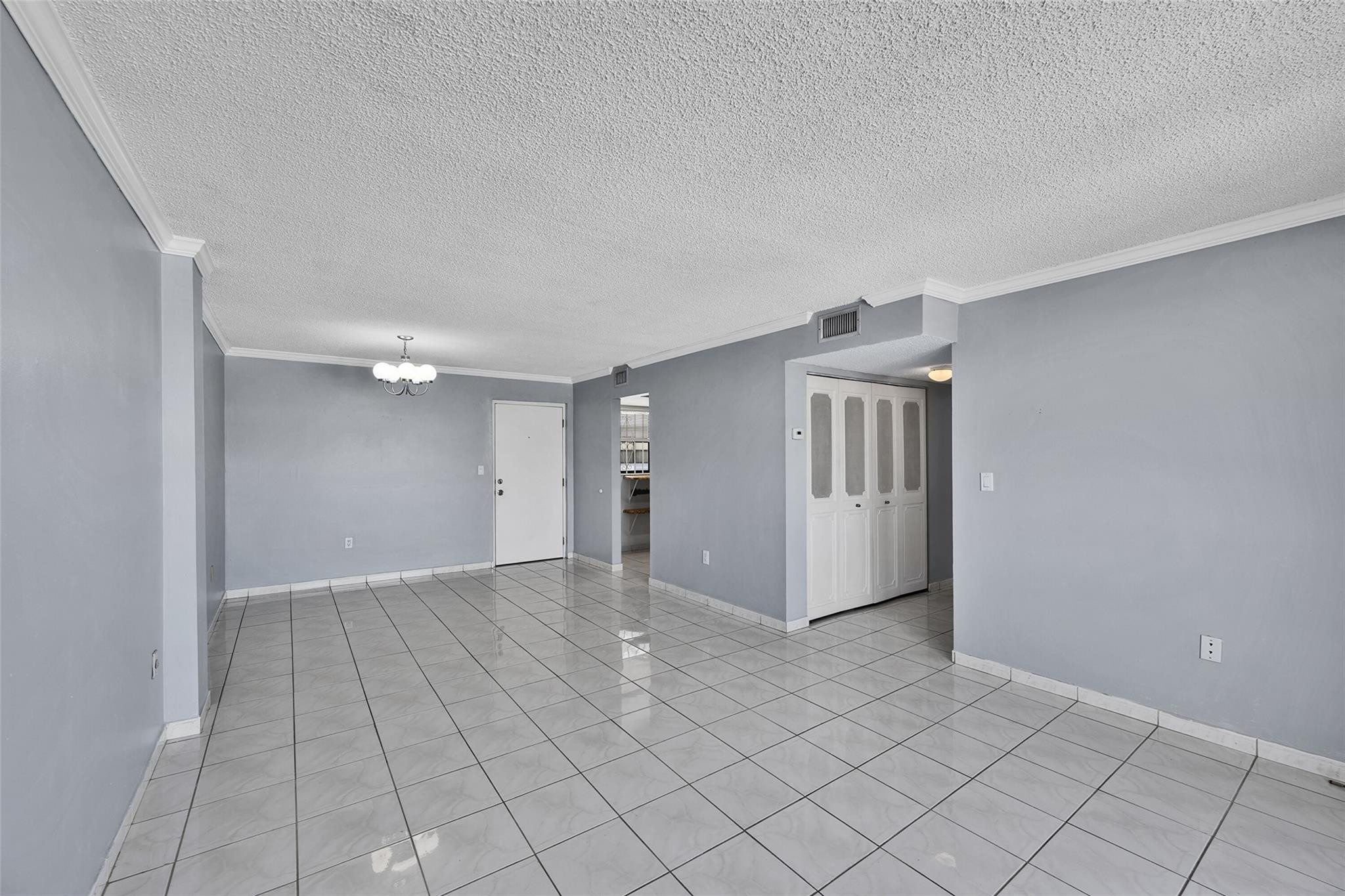 7300 Wayne Avenue, Unit 413 Miami Beach, FL 33141 - Photo 7 of 23 Photo 7