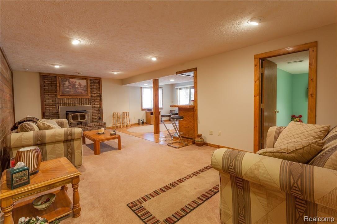 2310 Pingree Road Howell, MI 48843 - Photo 27 of 41 IMG_3673.jpg