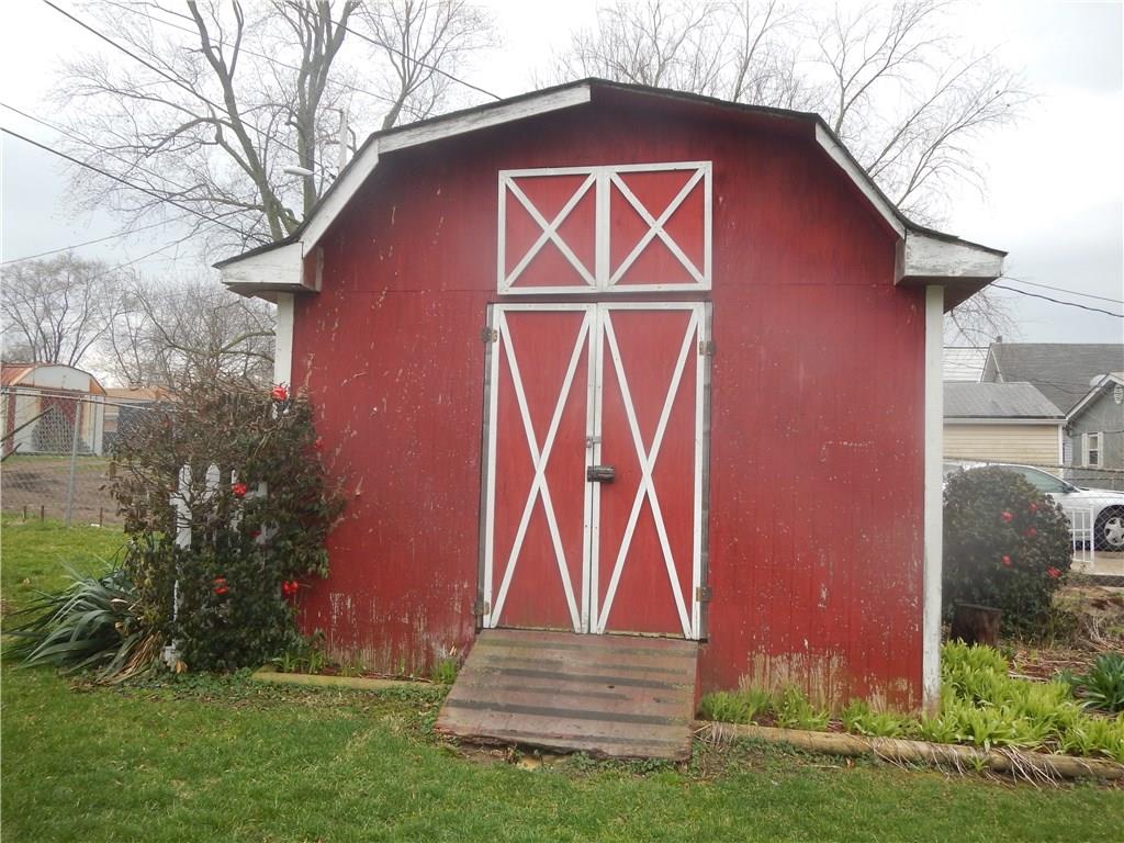 3127 South Holt Road Indianapolis, IN 46221 - Photo 9 of 33 Gallery Image 9