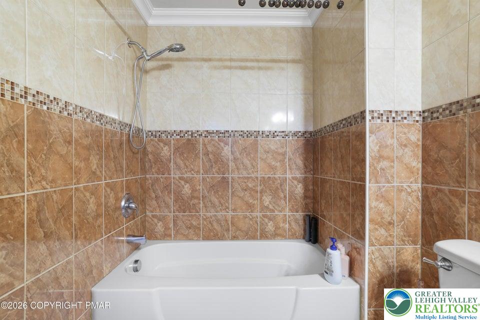 117 Fernwood Road Bushkill, PA 18324 - Photo 41 of 76