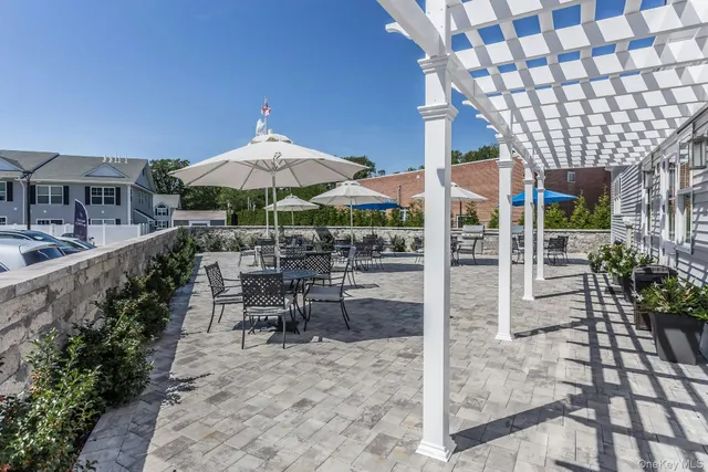 $679,000 | 710 Breton Way, Unit 710, Glen Cove, NY 11542