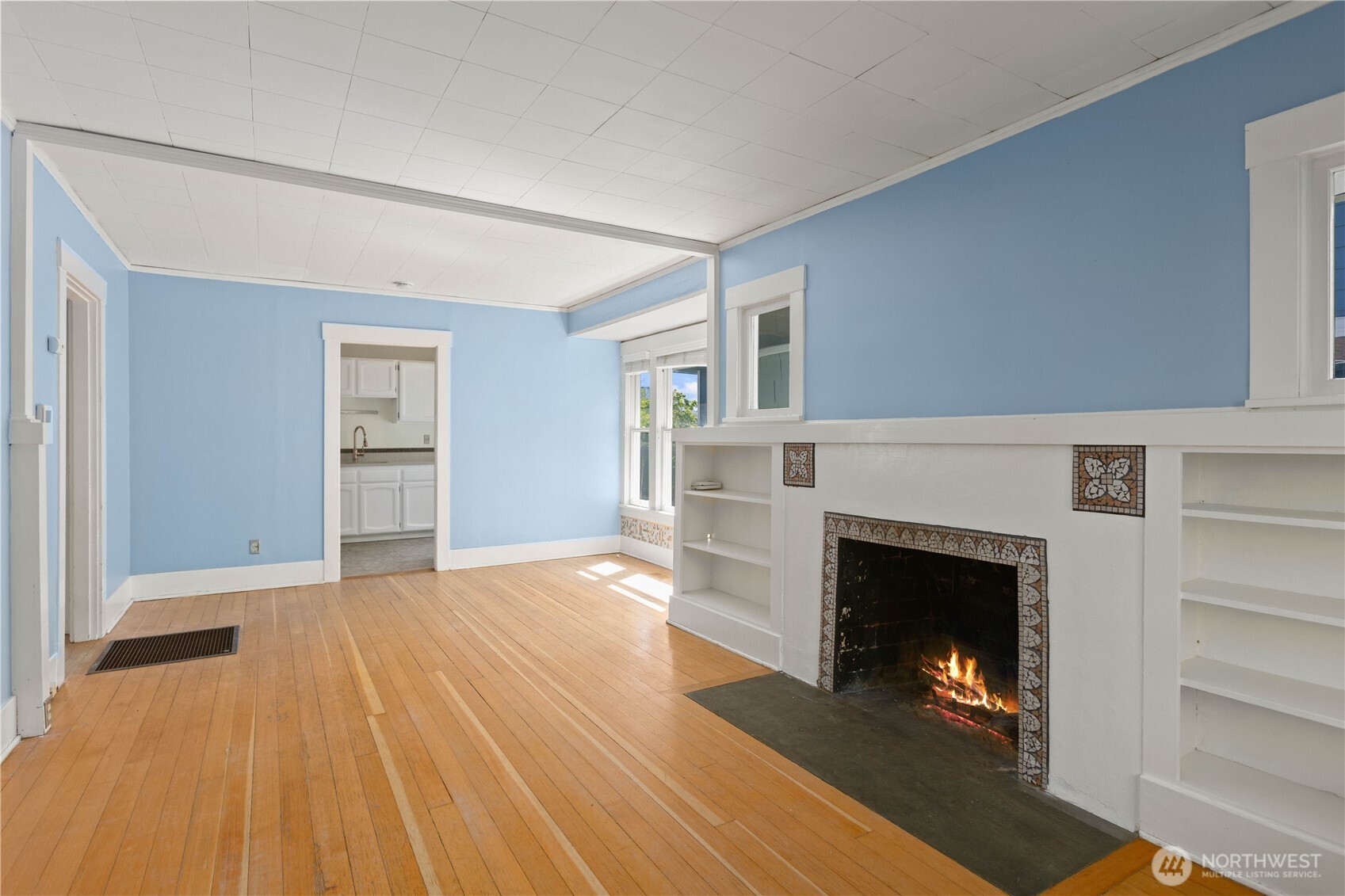 5442 35th Avenue Southwest Seattle, WA 98126 - Photo 5 of 30