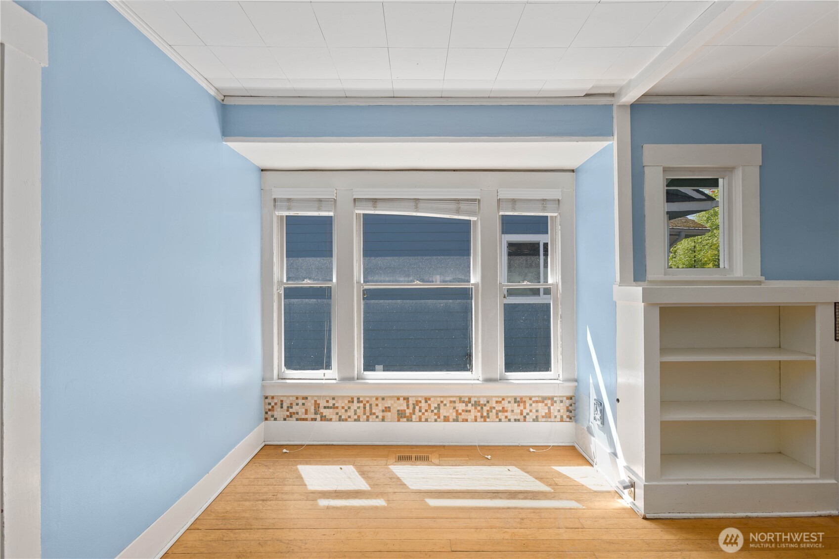 5442 35th Avenue Southwest Seattle, WA 98126 - Photo 10 of 30