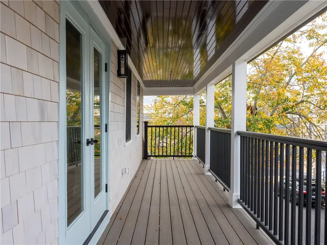 $3,850 | 7 Dearborn Street, Unit 2, Newport, RI 02840