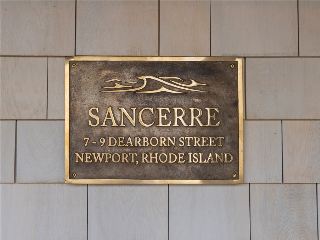 7 Dearborn Street, Unit 2 Newport, RI 02840 - Photo 25 of 25