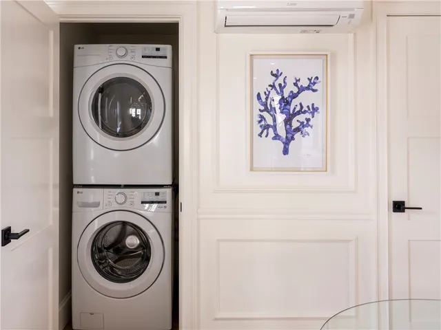 $3,850 | 7 Dearborn Street, Unit 2, Newport, RI 02840