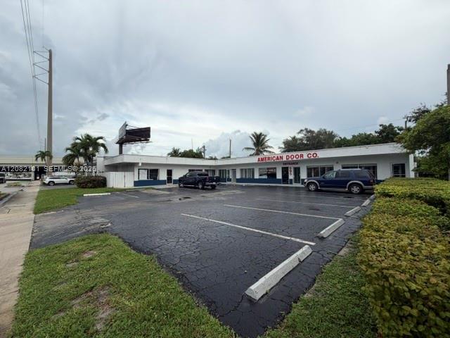 595 Prospect Road Oakland Park, FL 33309 - Photo 2 of 23 Photo 2