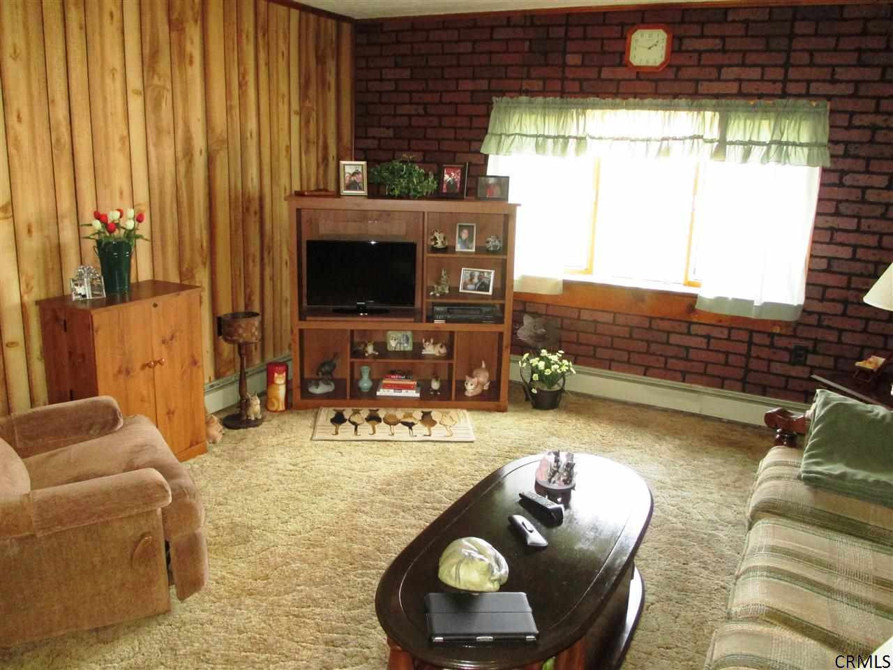 1123 River Road Troy, NY 12182 - Photo 2 of 25 Photo 2