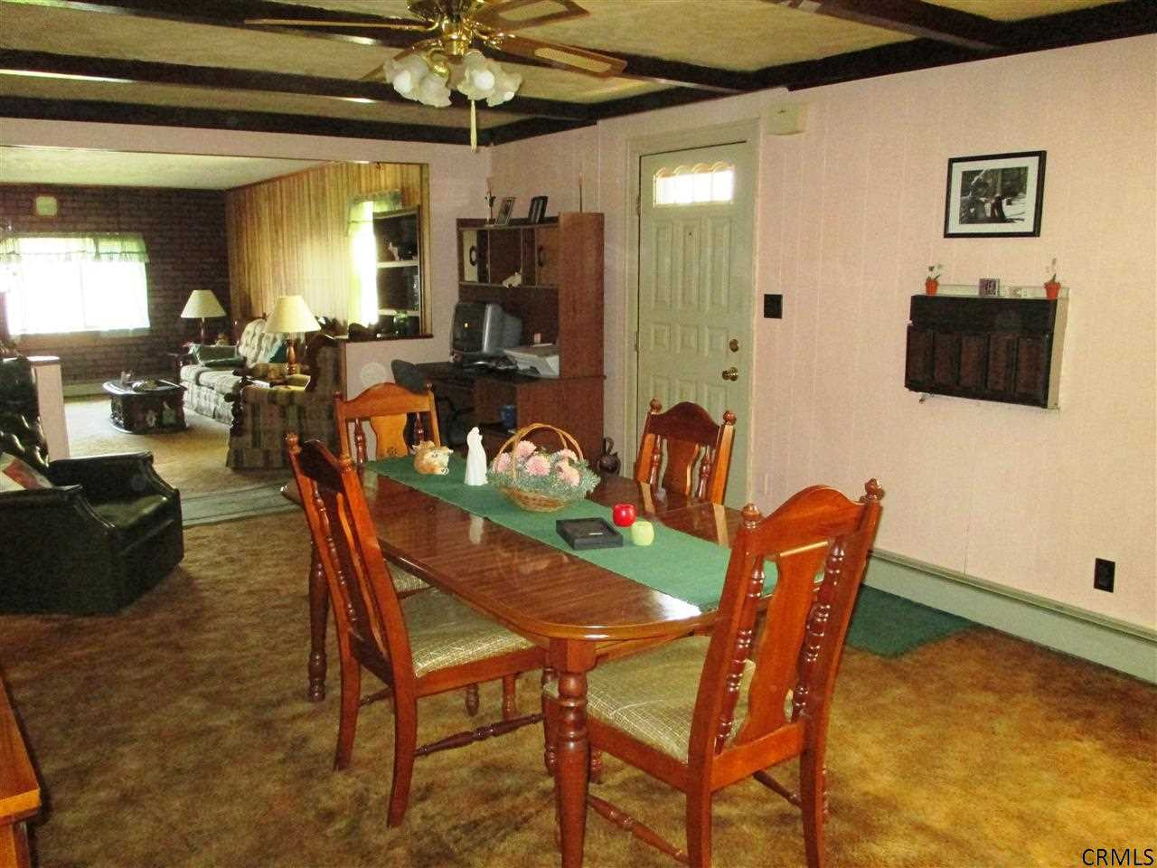 1123 River Road Troy, NY 12182 - Photo 4 of 25 Photo 4