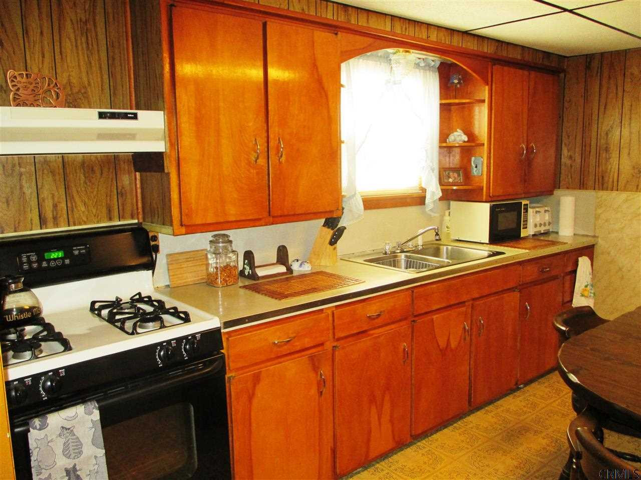 1123 River Road Troy, NY 12182 - Photo 10 of 25 Photo 10