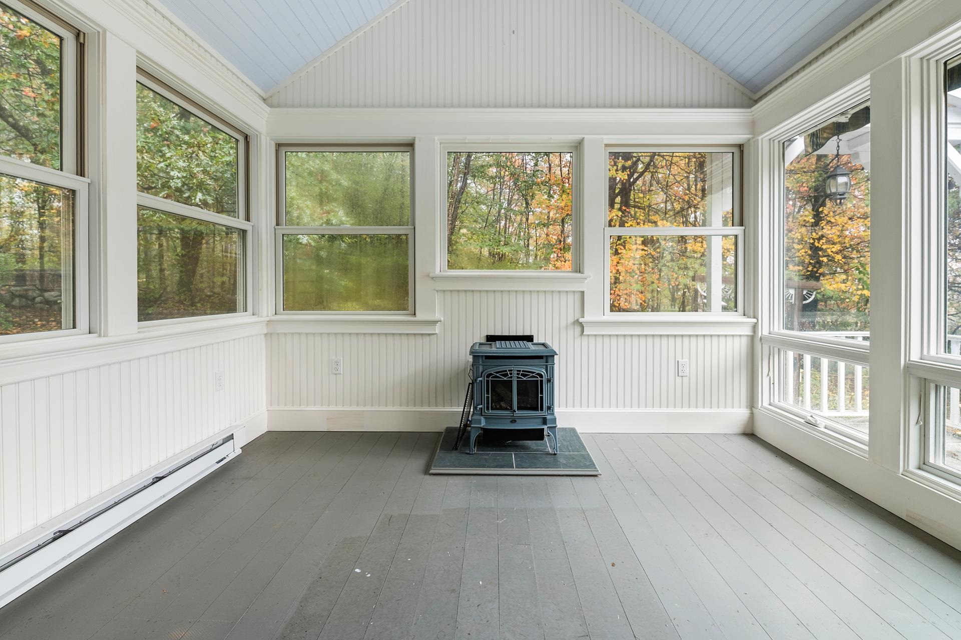 385 Seamans Road New London, NH 03257 - Photo 26 of 42