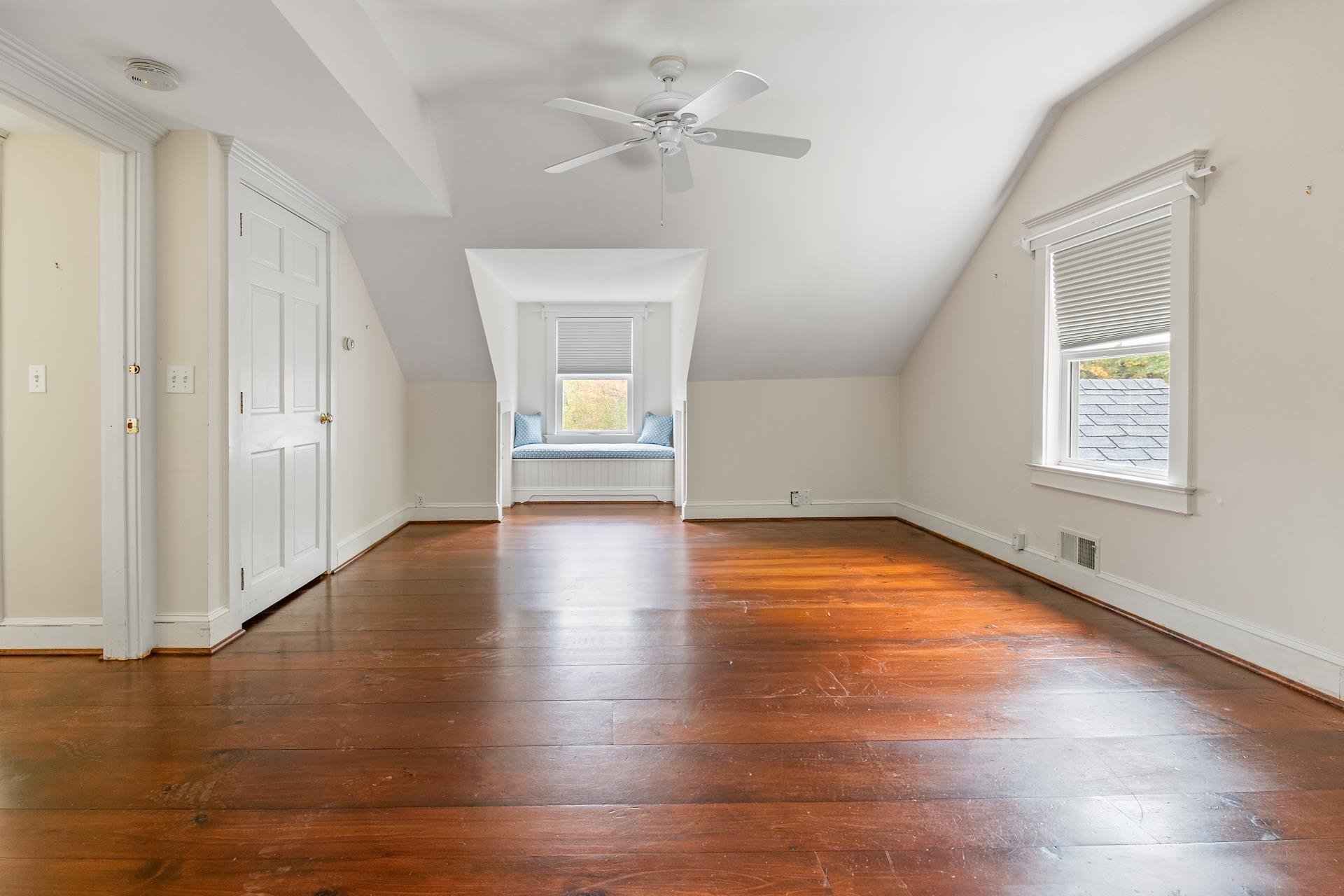 385 Seamans Road New London, NH 03257 - Photo 38 of 42