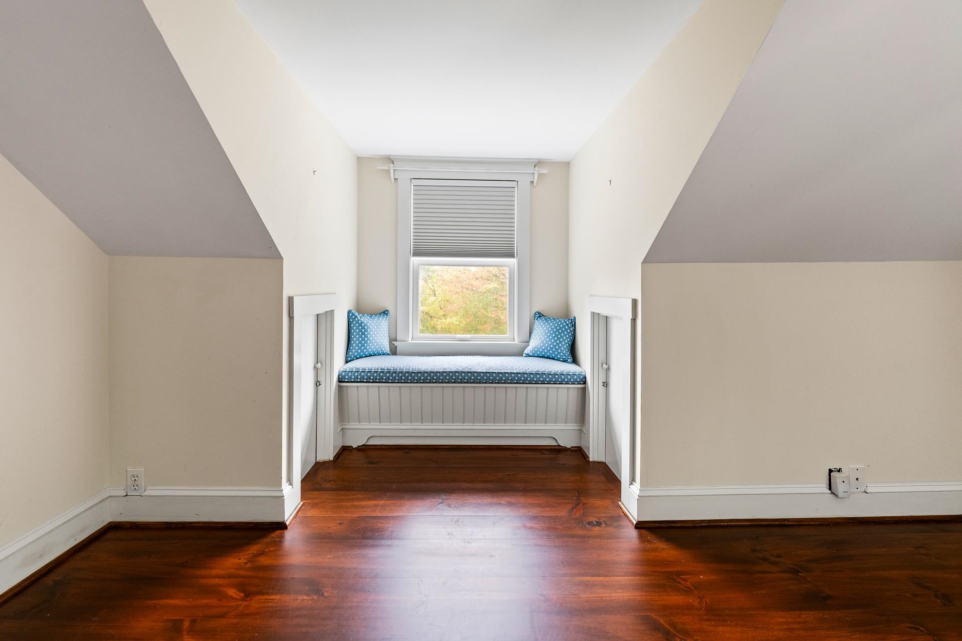 385 Seamans Road New London, NH 03257 - Photo 39 of 42