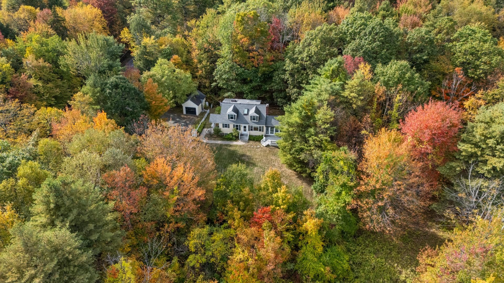 385 Seamans Road New London, NH 03257 - Photo 7 of 42