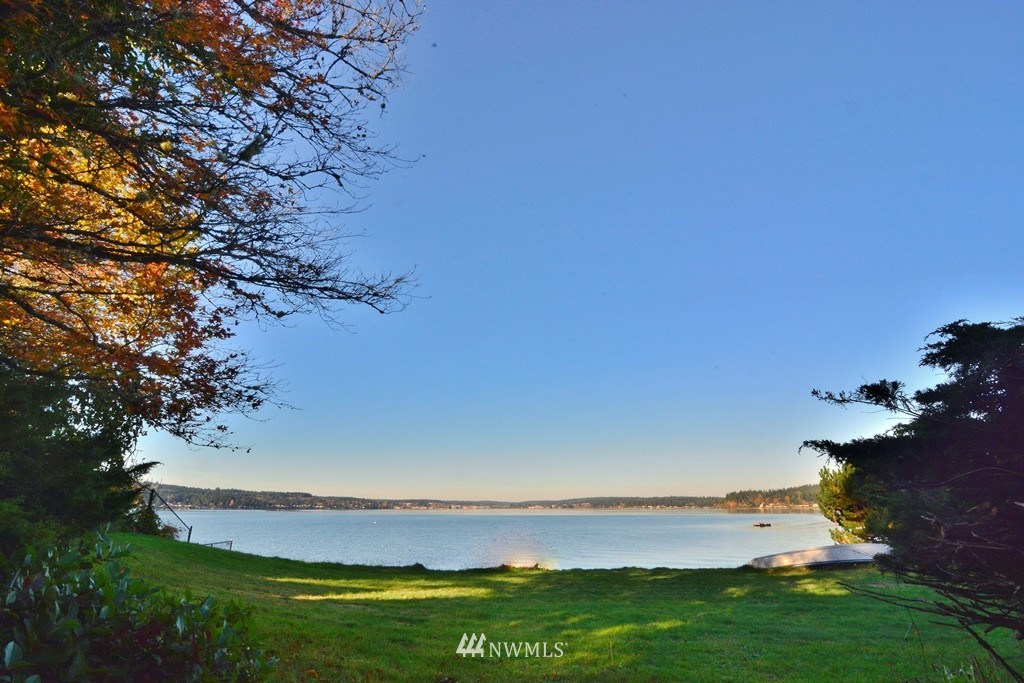 4369 Erlands Point Road Northwest Bremerton, WA 98312 - Photo 1 of 15 Gallery Image 1