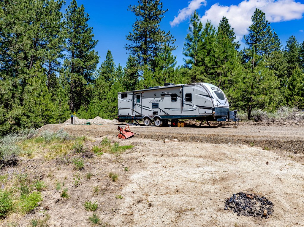 1497 Pine Ridge Drive, Unit 5 Cascade, ID 83611 - Photo 7 of 33