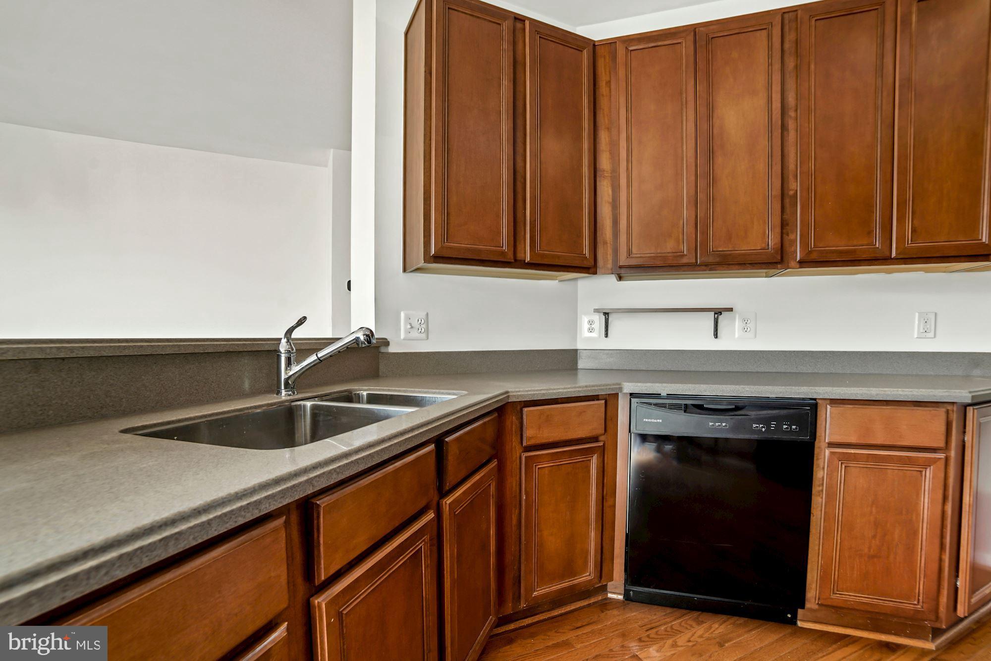 9153 Ribbon Falls Loop Bristow, VA 20136 - Photo 14 of 31 Gallery Image 14