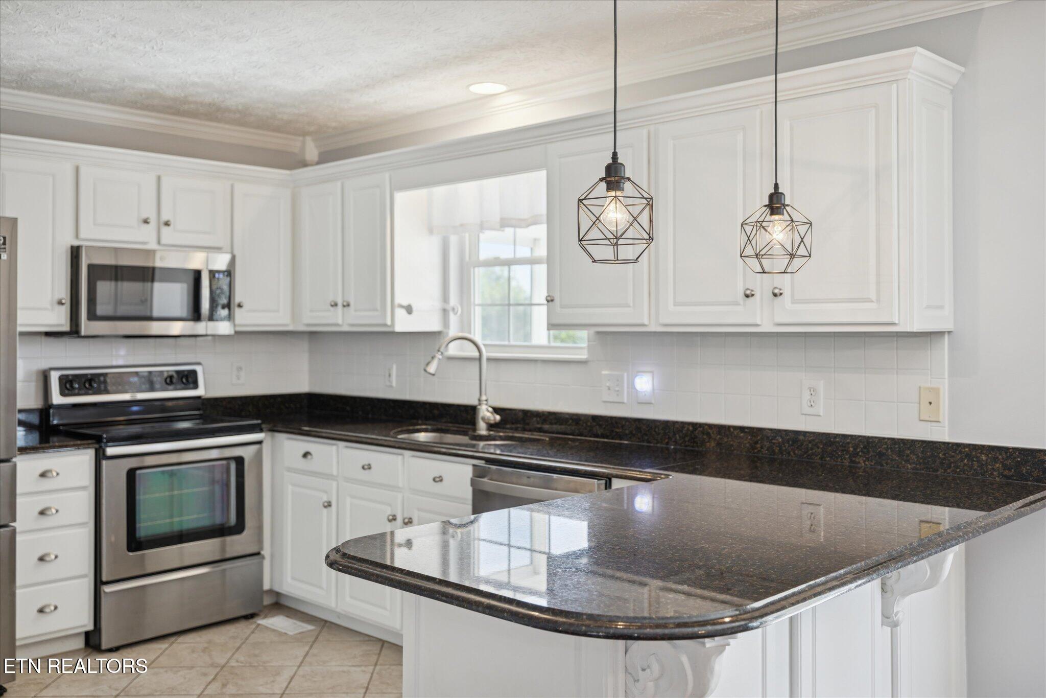 1862 Ridge Creek Lane Knoxville, TN 37938 - Photo 11 of 35 24-IMG_0071