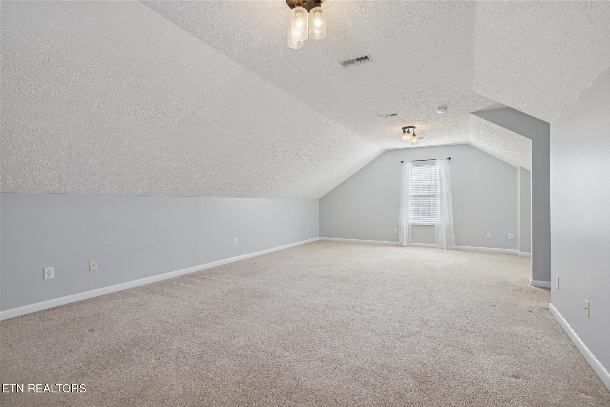 1862 Ridge Creek Lane Knoxville, TN 37938 - Photo 29 of 35 18-IMG_0046