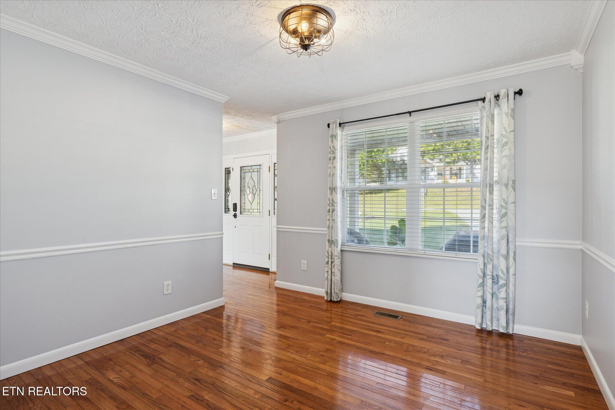 1862 Ridge Creek Lane Knoxville, TN 37938 - Photo 9 of 35 08-IMG_0116