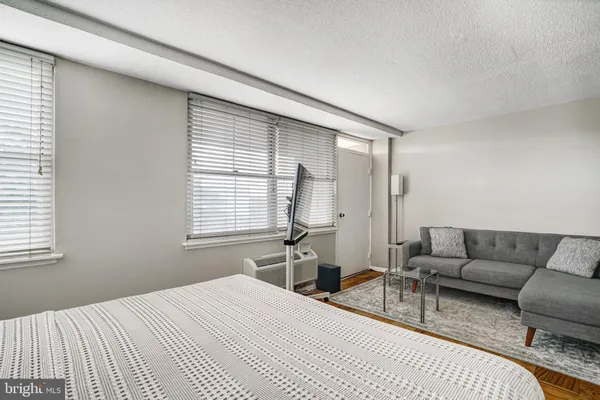 $219,000 | 2030 North Adams Street, Unit 1112, Arlington, VA 22201