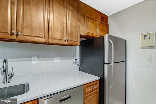 $219,000 | 2030 North Adams Street, Unit 1112, Arlington, VA 22201