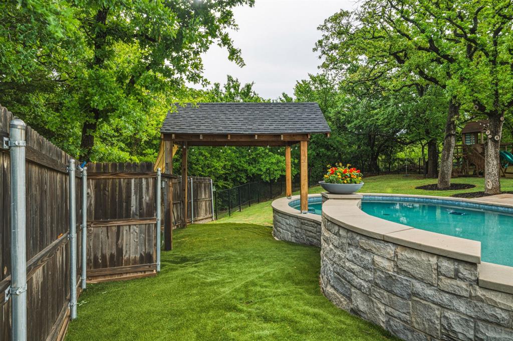 4207 Kelly Elliott Road Arlington, TX 76016 - Photo 33 of 39