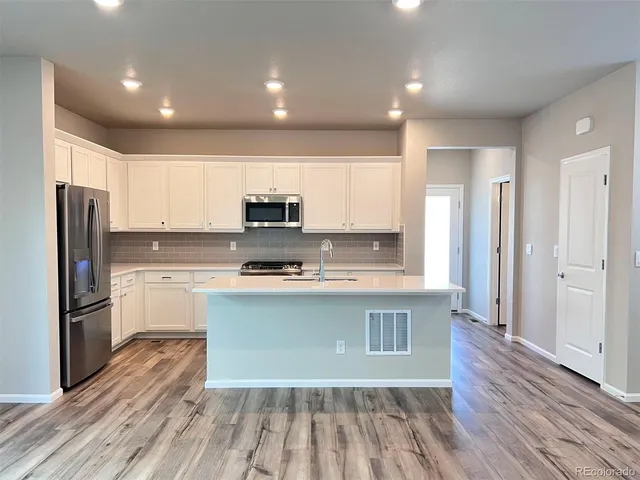 $2,880 | 21114 East 63rd Drive, Aurora, CO 80019