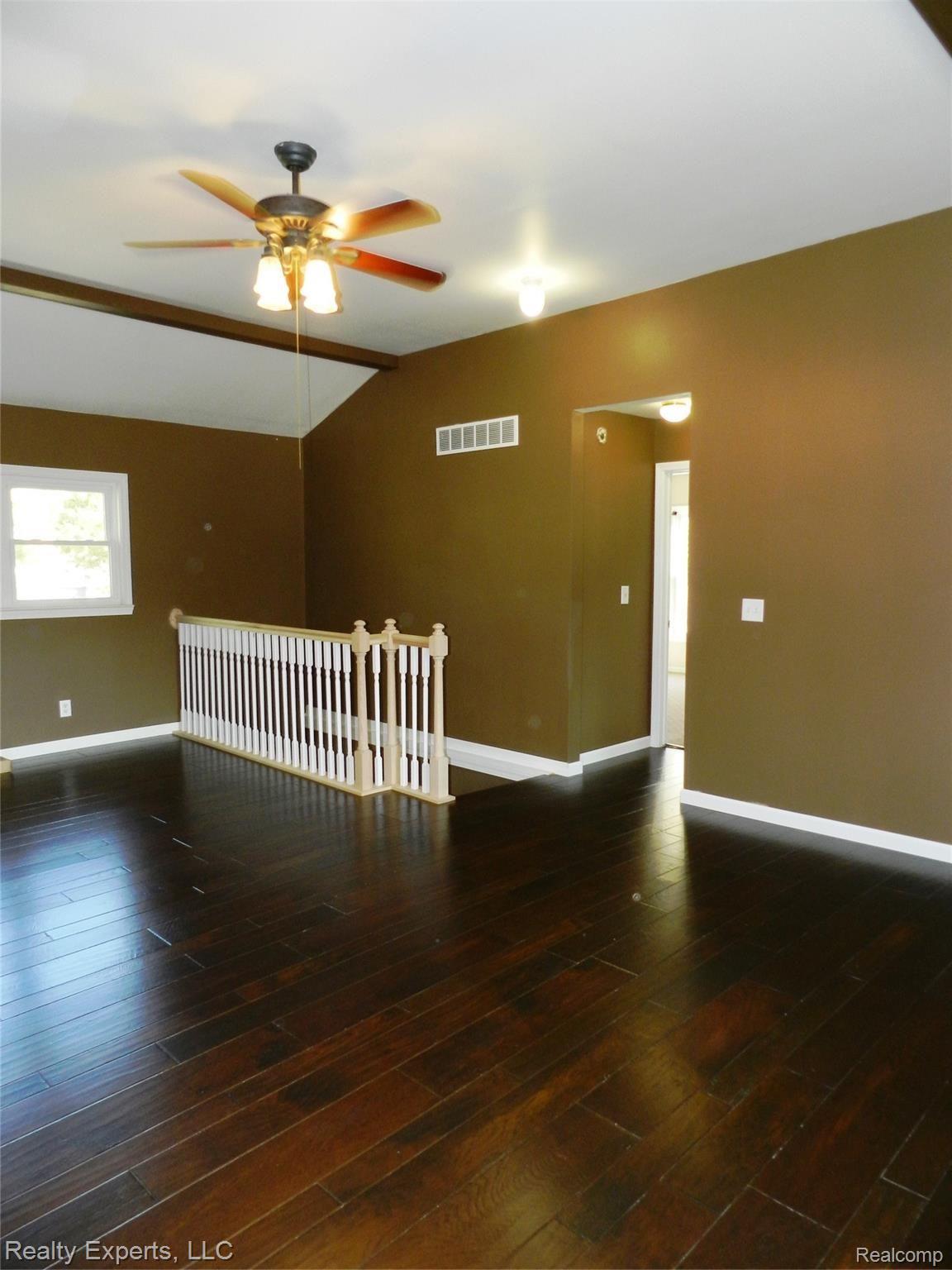 3020 East Maple Road Milford, MI 48381 - Photo 35 of 72 34.JPG