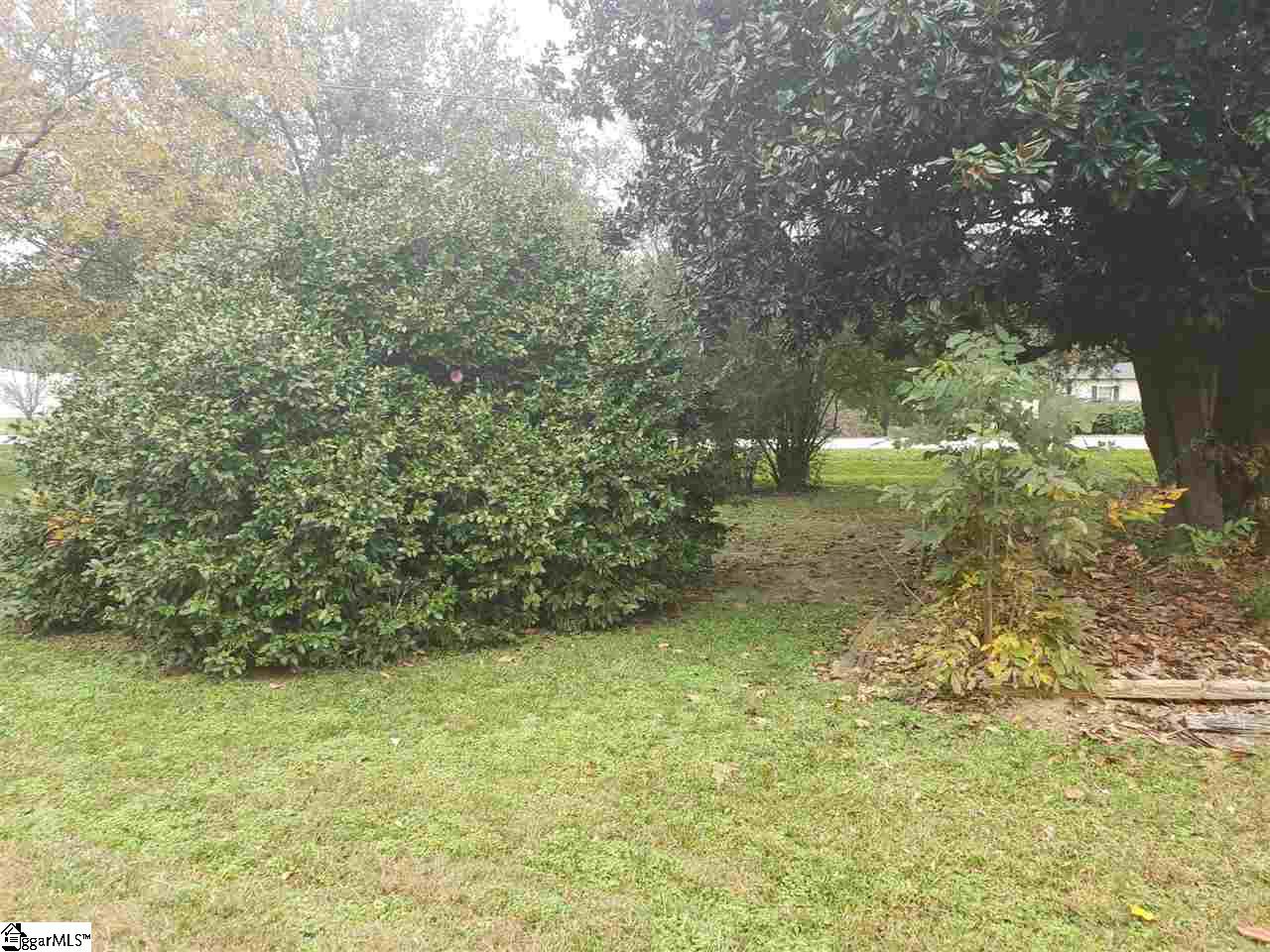 411 Putman Road Fountain Inn, SC 29644 - Photo 12 of 15 Gallery Image 12