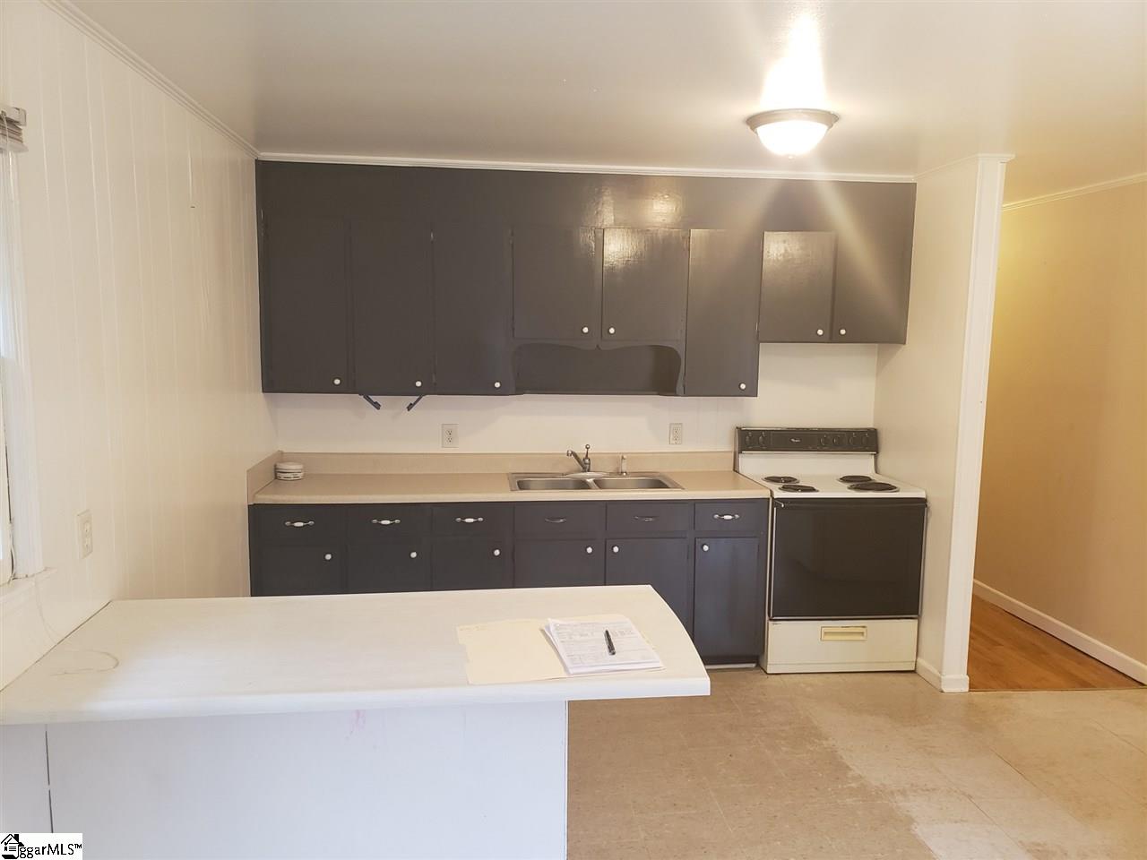 411 Putman Road Fountain Inn, SC 29644 - Photo 3 of 15 Gallery Image 3