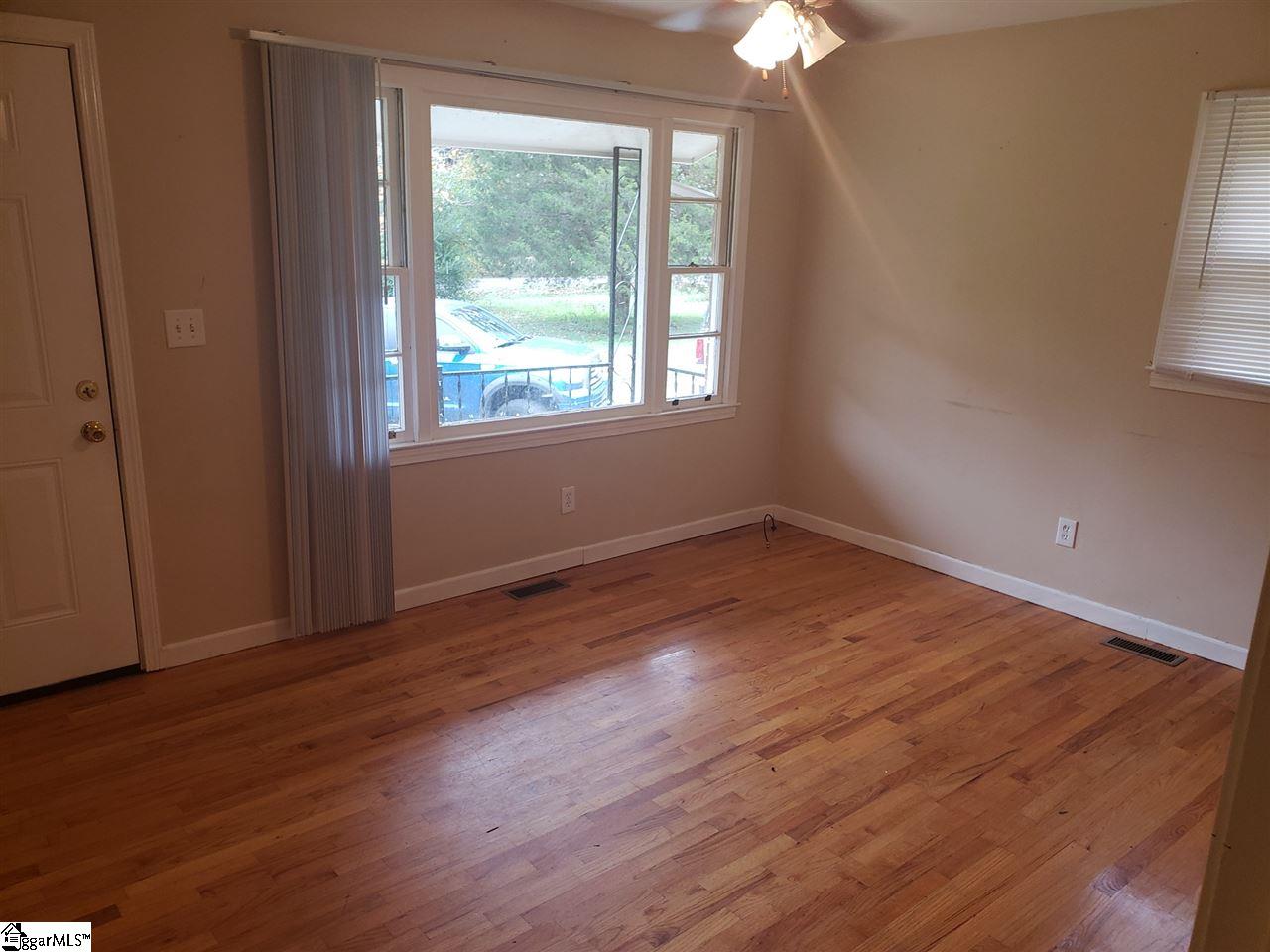 411 Putman Road Fountain Inn, SC 29644 - Photo 5 of 15 Gallery Image 5