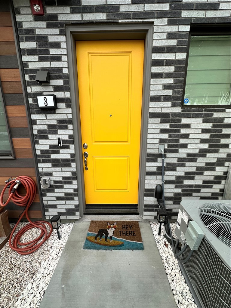 5864 Linden Avenue, Unit 3 Long Beach, CA 90805 - Photo 2 of 54