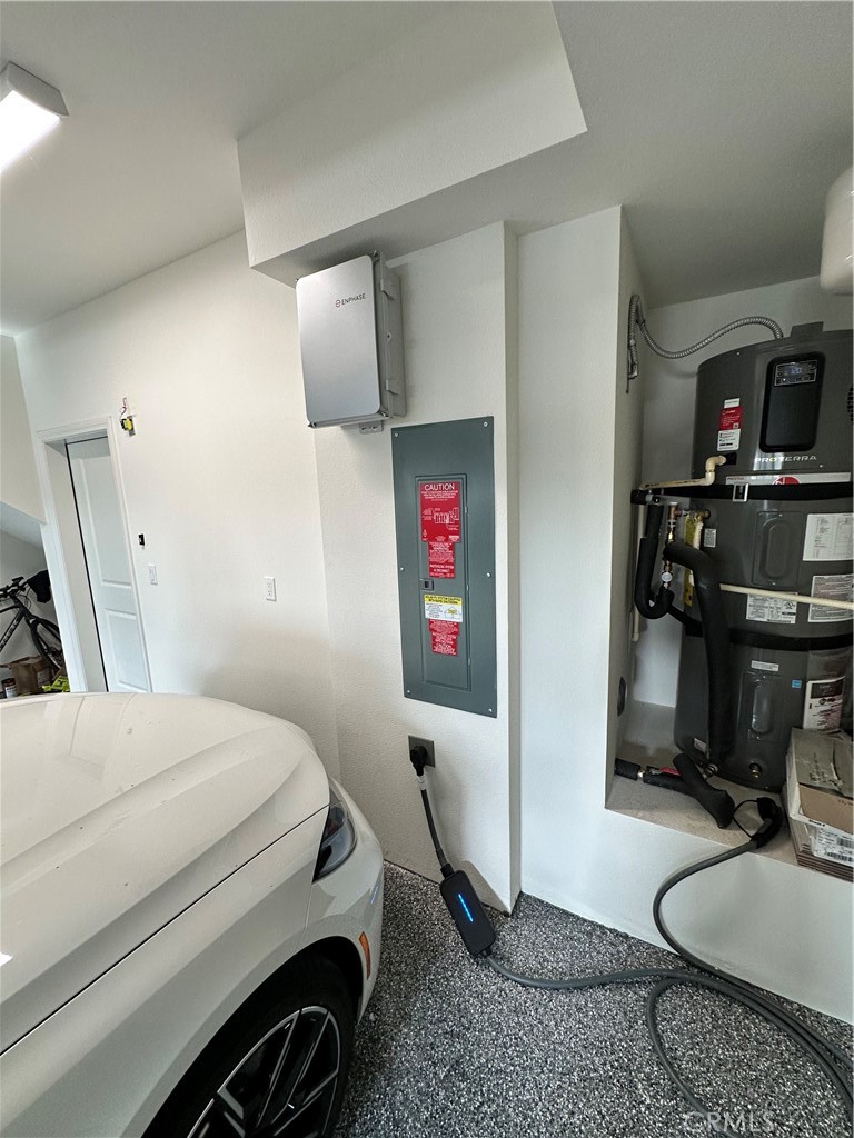 5864 Linden Avenue, Unit 3 Long Beach, CA 90805 - Photo 41 of 54 Electric car plug in garage.