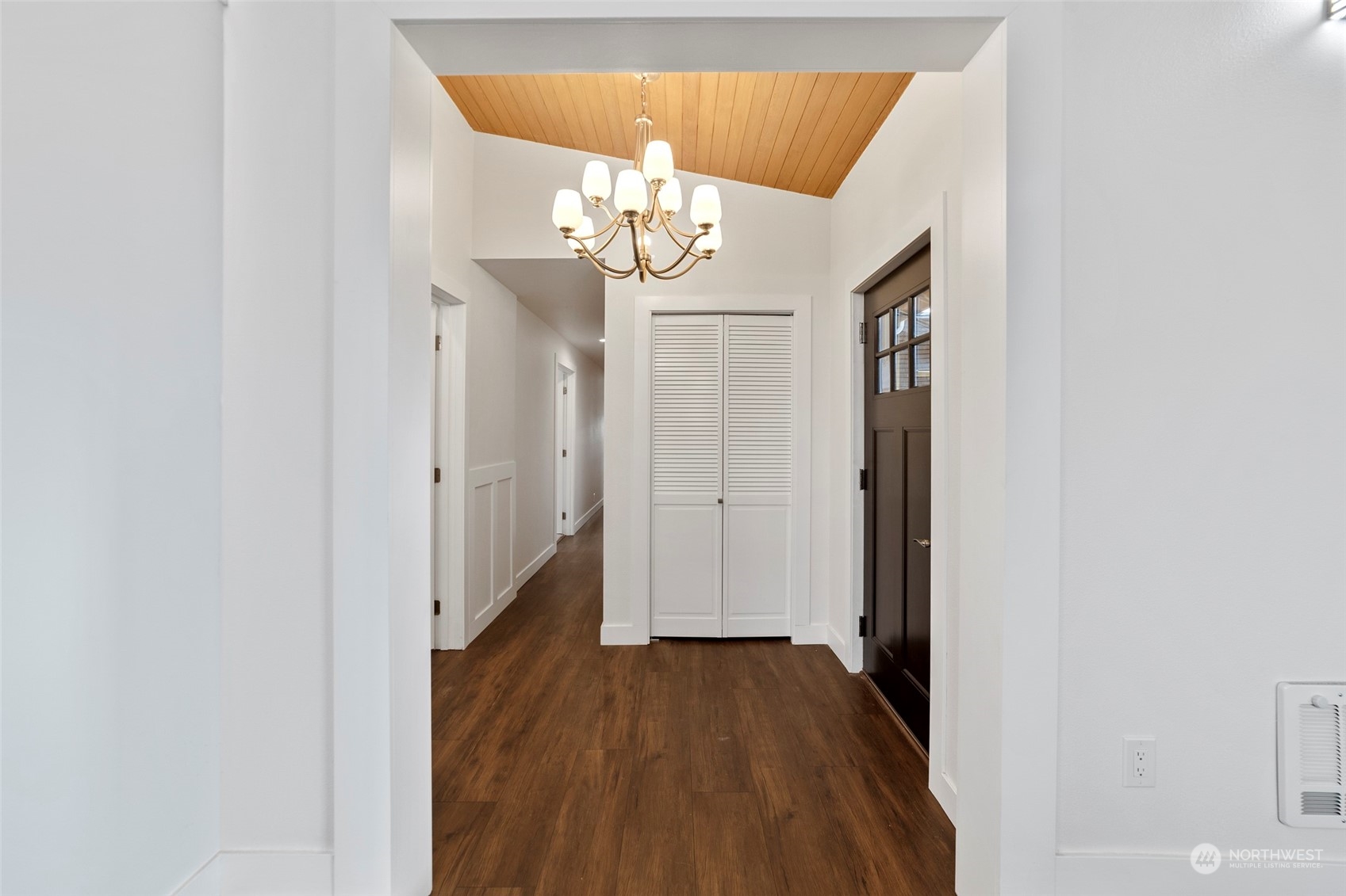 8104 Cowichan Road Blaine, WA 98230 - Photo 18 of 40 Gallery Image 18