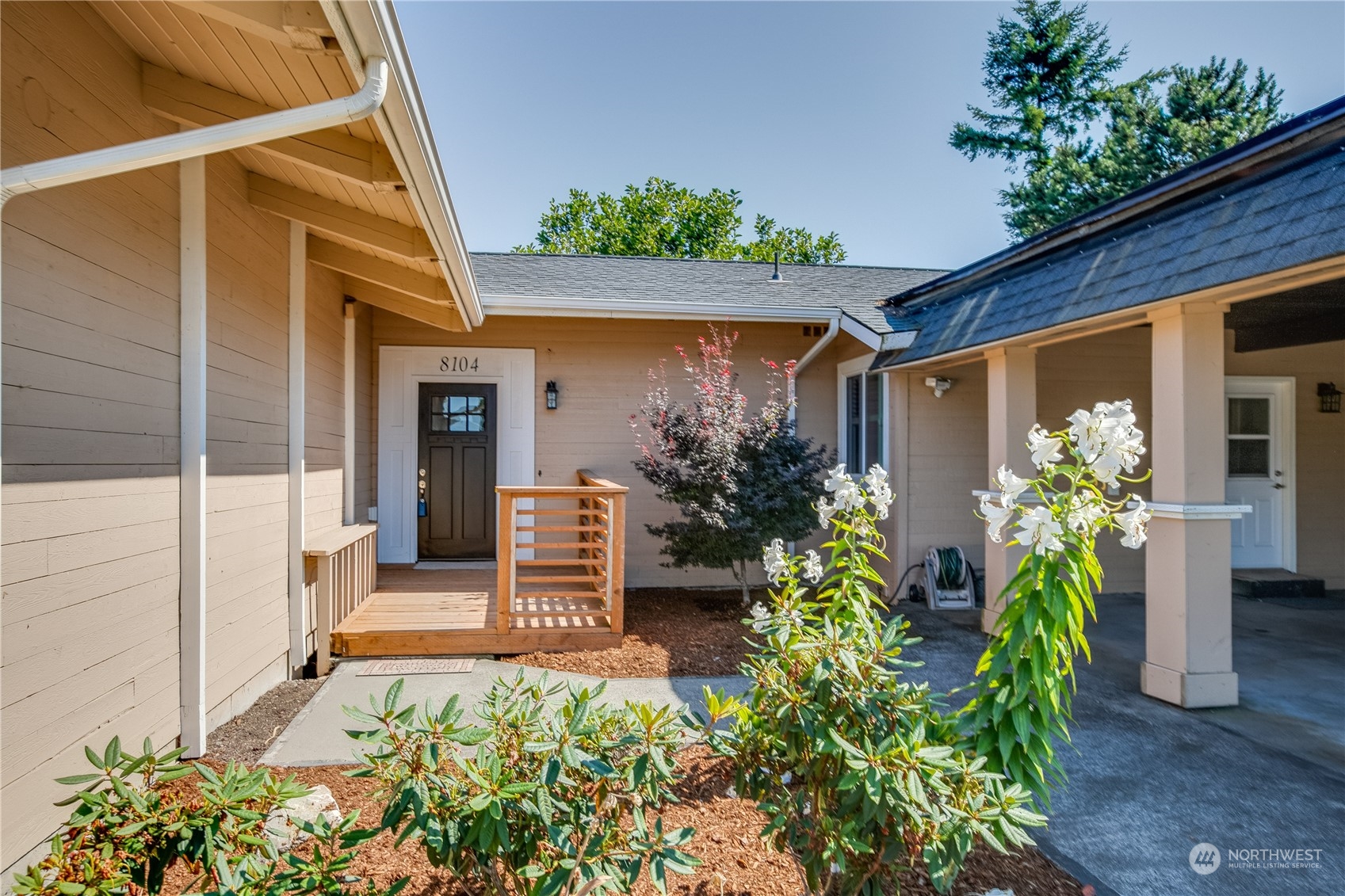 8104 Cowichan Road Blaine, WA 98230 - Photo 4 of 40 Gallery Image 4