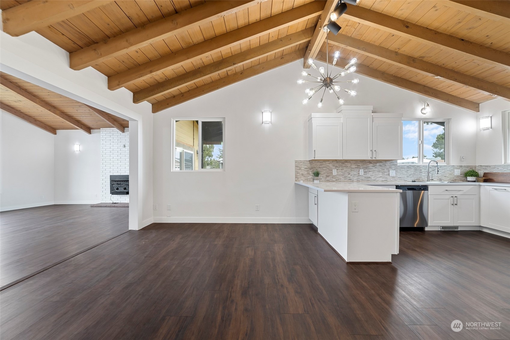 8104 Cowichan Road Blaine, WA 98230 - Photo 6 of 40 Gallery Image 6