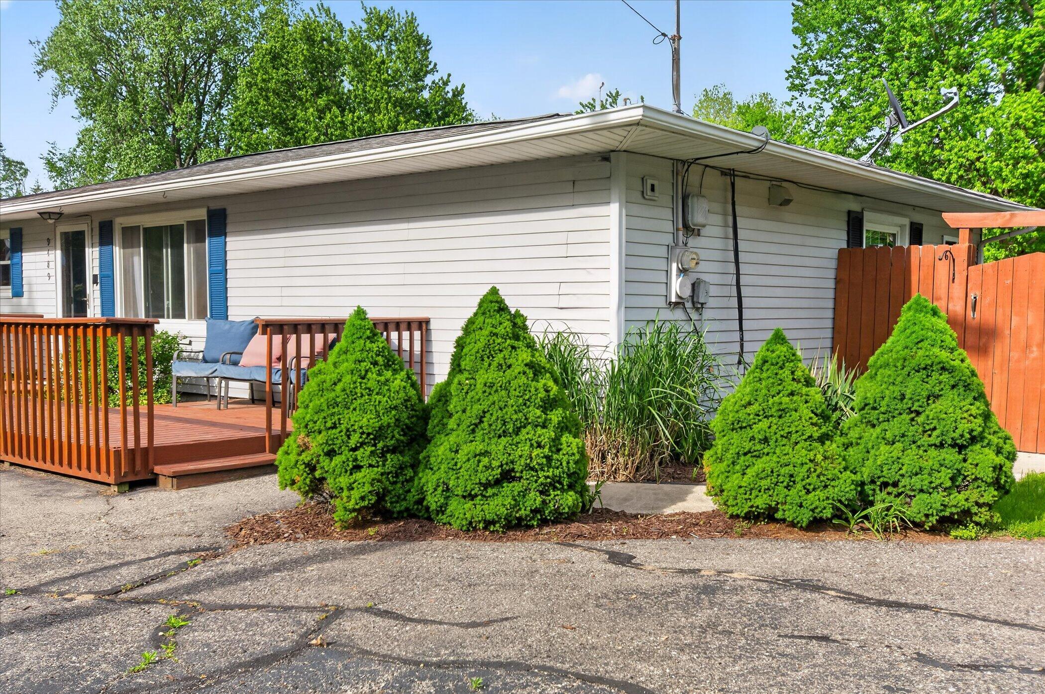9489 Hyde Road Clarklake, MI 49234 - Photo 36 of 48 36-9489-Hyde-Rd-WindowStill