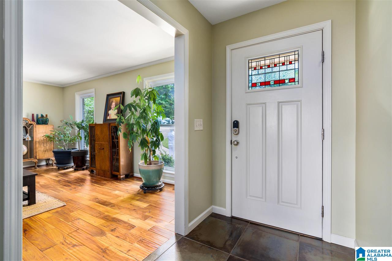 474 Shades Crest Road Bessemer, AL 35022 - Photo 4 of 50