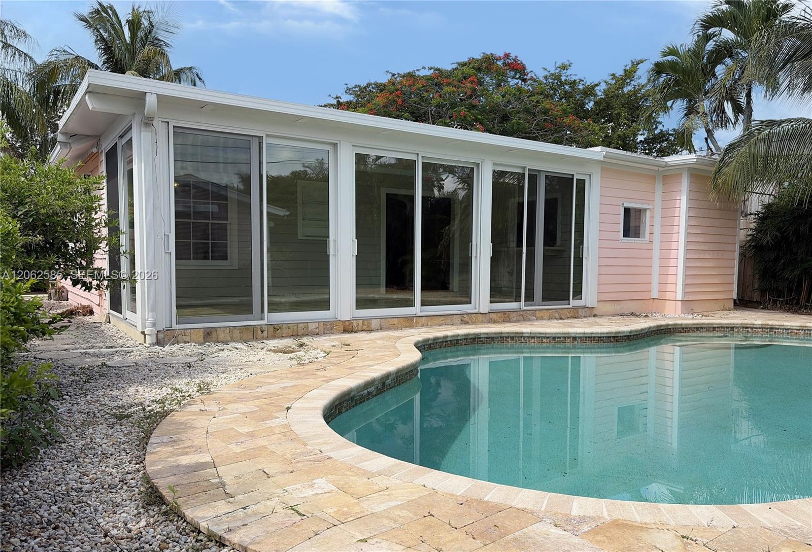 723 Valley Forge Road West Palm Beach, FL 33405 - Photo 6 of 30 Gallery Image 6